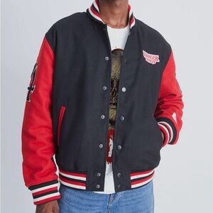 Stranger Things. Hawkins Red/black Varsity Jacket. Logo. Cuffed. Pockets. Snaps